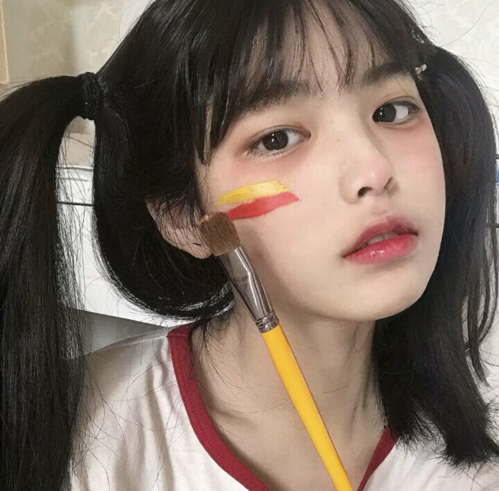 女生头像真人最新精选，如何选择与创作独特头像艺术